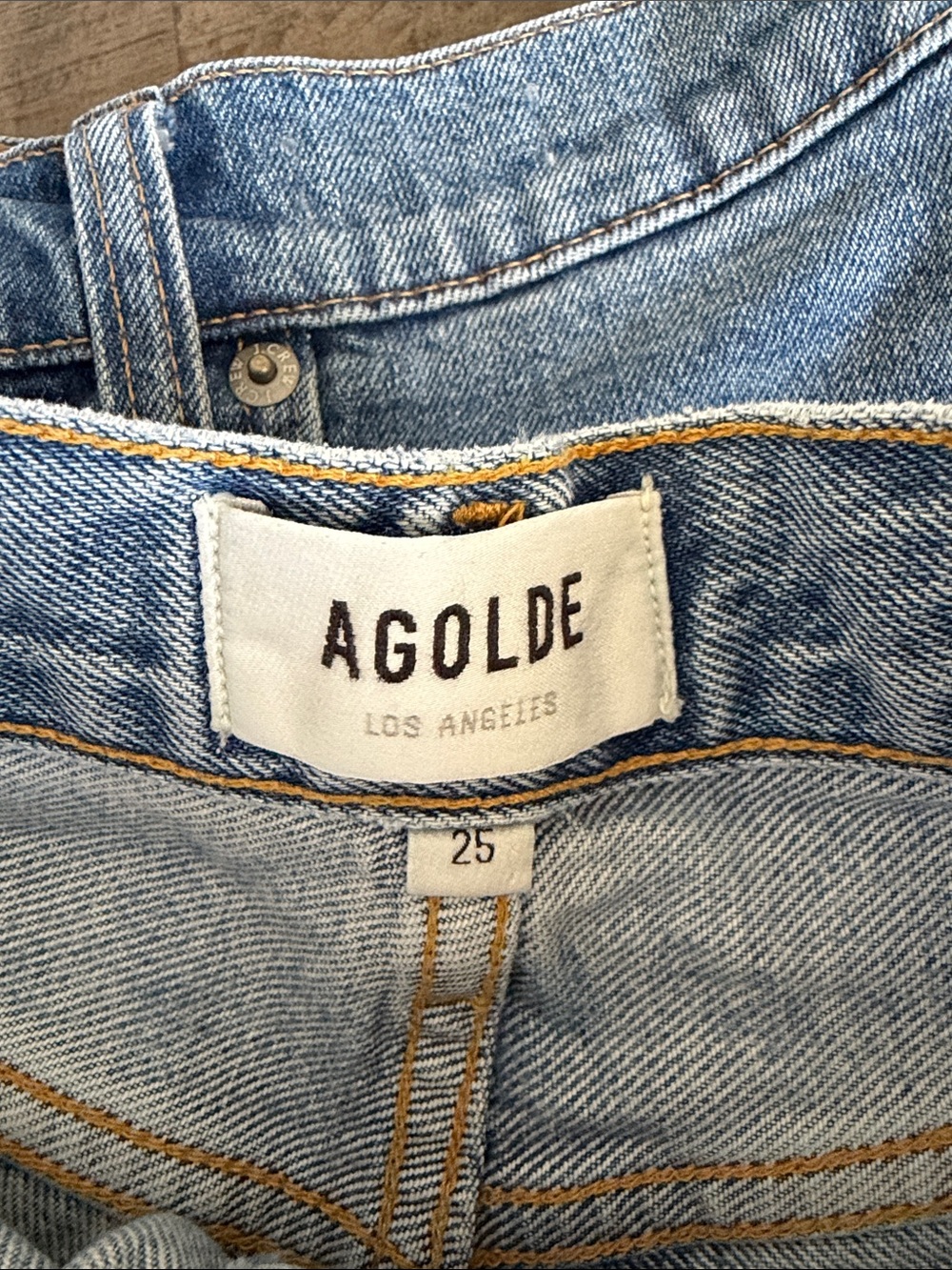 Agolde Dee Denim Shorts - Picture 2 of 2